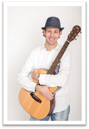Daniel Dorfkind und Gitarre
, Auftritte, Kurse  und Termine